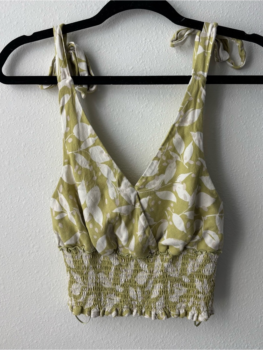 URBAN Romantics Olive Green Floral Tie-Shoulder Crop Top